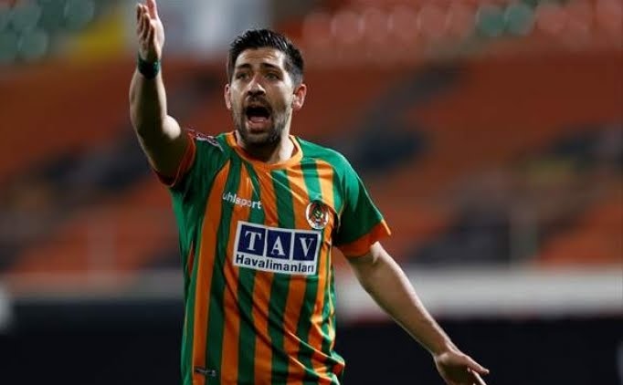 ALANYASPOR’LU BAKASETAS ARTIK TRABZONSPOR’LU