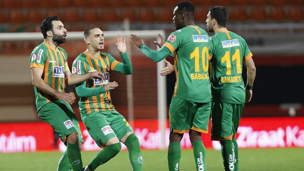 ALANYASPOR ÇEYREK FİNAL’DE
