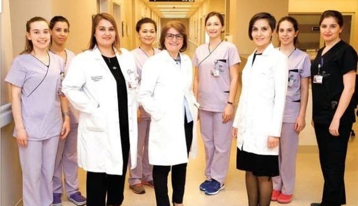 SAĞLIK ÇALIŞANLARININ KISITLAMALARI KALDIRILDI