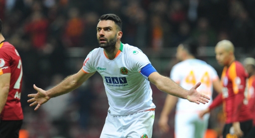 TZAVELLAS’A 2 MAÇ CEZA VERİLDİ