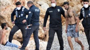 FALEZLERDEN ATLADI, EMNİYETİ AYAĞA KALDIRDI