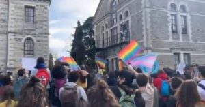 REKTÖR BAHANE PROVOKASYON ŞAHANE