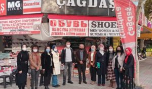 AK KADINLAR ÇOCUKLAR İÇİN KOLLARI SIVADI