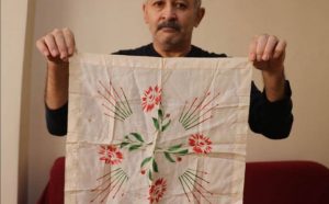 ATATÜRK’ÜN MENDİLİ SATIŞA SUNULDU