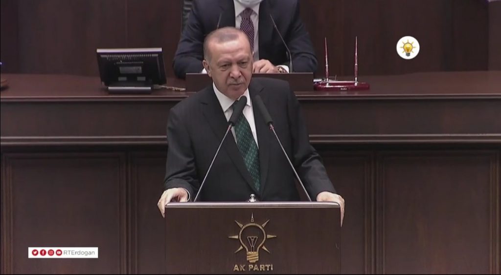 BAŞKAN ERDOĞAN’DAN MİÇOTAKİS’E “HADDİNİ BİL”