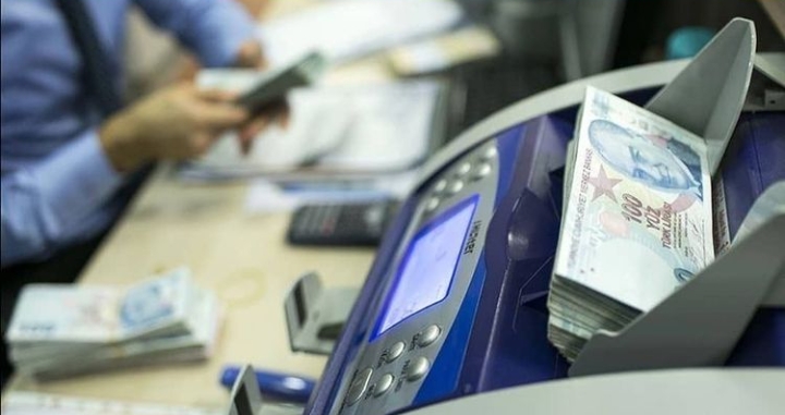 ESNAF VE SANATKARLARIN KREDİ BORÇLARI ERTELENİYOR