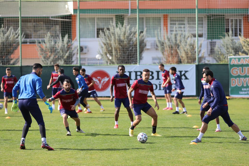 ALANYASPOR TRABZONSPOR MAÇINA HAZIR