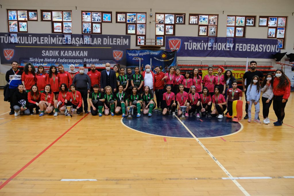 SALON HOKEYİ 2. LİG PLAY-OFF MAÇLARI SONA ERDİ