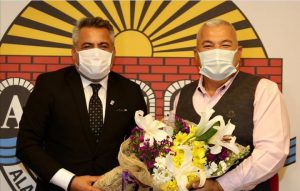 MUHASEBECİLERDEN BAŞKAN ŞAHİN’E ZİYARET