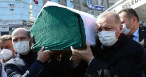 BAKAN SOYLU’NUN ANNESİ SON YOLCULUĞUNA UĞURLANDI