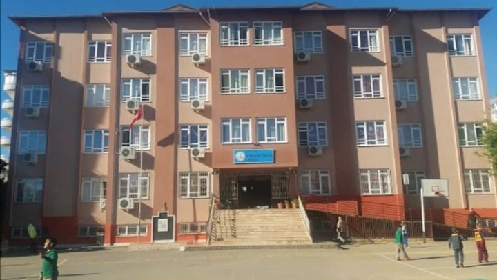 ALANYA’DA OKULLARDA PEŞ PEŞE KORONA VAKASI ÇIKIYOR