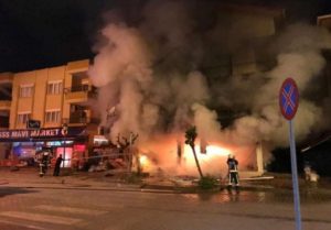 ECZANEDE Kİ YANGIN KORKUTTU