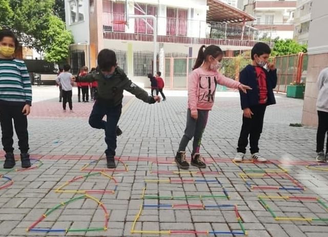 BU PROJE İLE MATEMATİĞİ SEVDİRİYOR “MATH İS FUN”