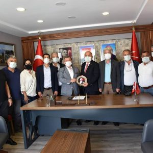 BAŞKAN KARADAĞ VE EKİBİNDEN YENİ İL BAŞKANINA ZİYARET