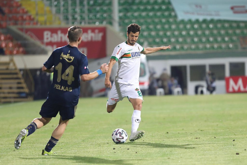 SALİH UÇAN RAKAMLARIN LİDERİ