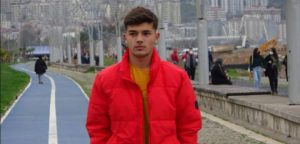 TÜRKİYE’NİN GURURU, APPLE’NİN REKLAM YÜZÜ TRABZON’DAN