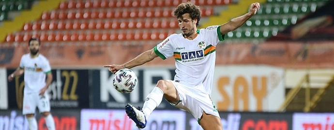 SALİH UÇAN HASTANEYE KALDIRILDI