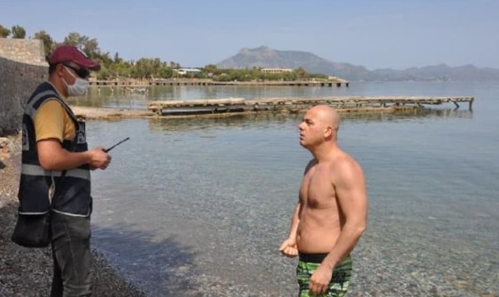 ŞAKA GİBİ SAVUNMA