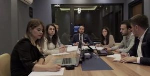 FENERCİOĞLU’NDAN ANLAMLI 1 MAYIS KUTLAMASI