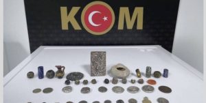 AMERİKALI TARİHİ ESER KAÇAKCISI KAÇAMADI