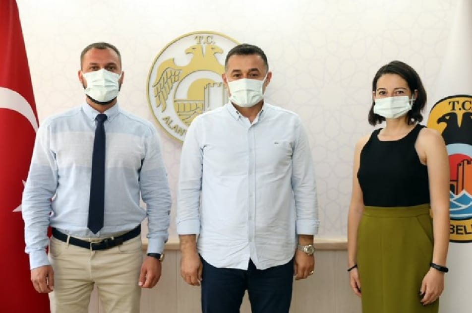 ALANYA BELEDİYESİNDE YABANCI DİL BİLMEYEN KALMAYACAK