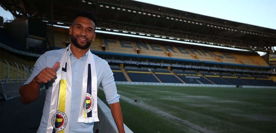 FENERBAHÇE CAULKER’I RESMEN AÇIKLADI