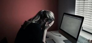 İSRARLI TAKİP CİNSEL TACİZ SAYILIYOR