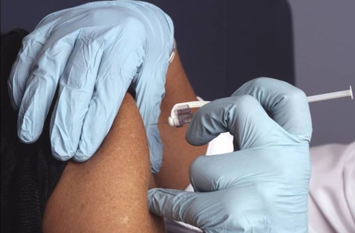 AŞILAMA YAŞI YARIN 45’E DÜŞÜYOR