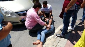 TEDBİRSİZ SÜRÜCÜ KAZAYI UCUZ ATLATTI