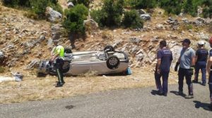 UÇURUMA YUVARLANAN ARACIN SÜRÜCÜSÜ HAYATINI KAYBETTİ