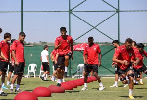 ALANYASPOR 1300 RAKIMDA DAYANIKLILIK VE TAKTİK ÇALIŞTI