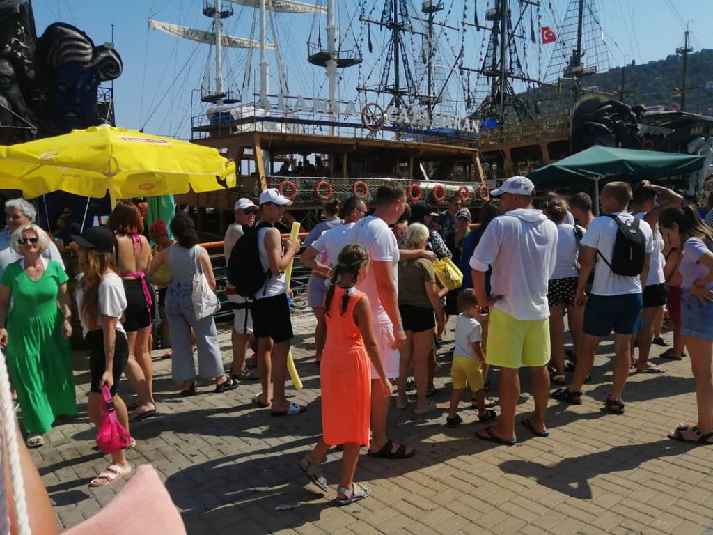 BOAT TOUR GÖRÜNTÜLERİ PES DEDİRTTİ