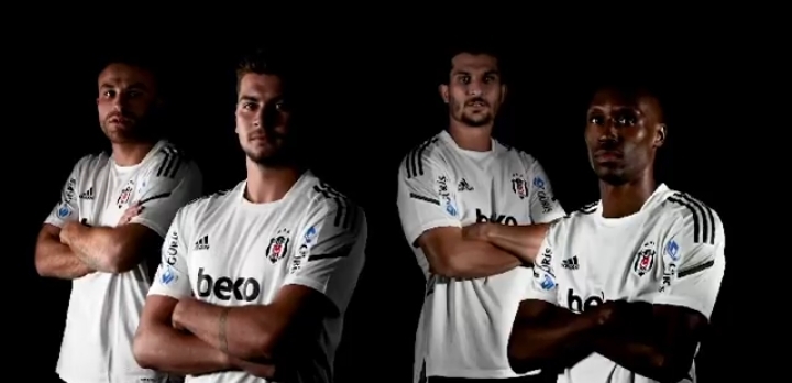 BEŞİKTAŞ 4 FUTBOLCUSUYLA YOLA DEVAM EDİYOR