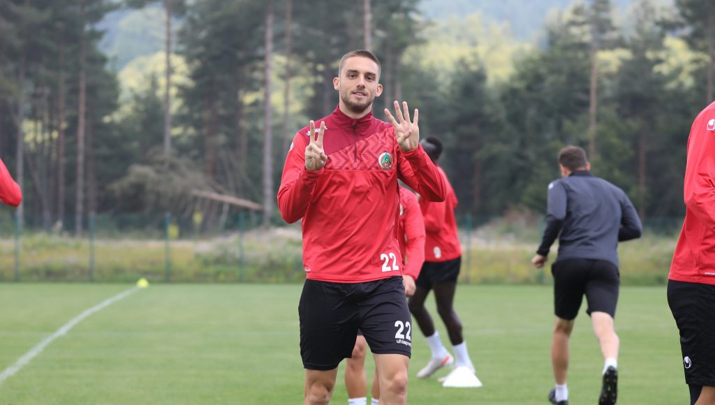 ALANYASPOR HAZIRLIKLARINI SÜRDÜRÜYOR