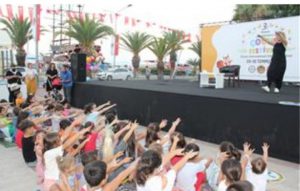 ÇOCUK FESTİVALİ HERGÜN YENİ BİR EĞLENCEYLE DEVAM EDİYOR