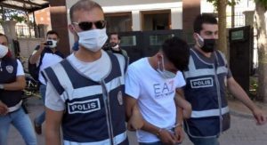 ALANYA POLİSİNDEN KAÇAMADILAR