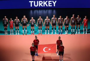 FİLENİN SULTANLARI NAMAĞLUP YARI FİNALDE