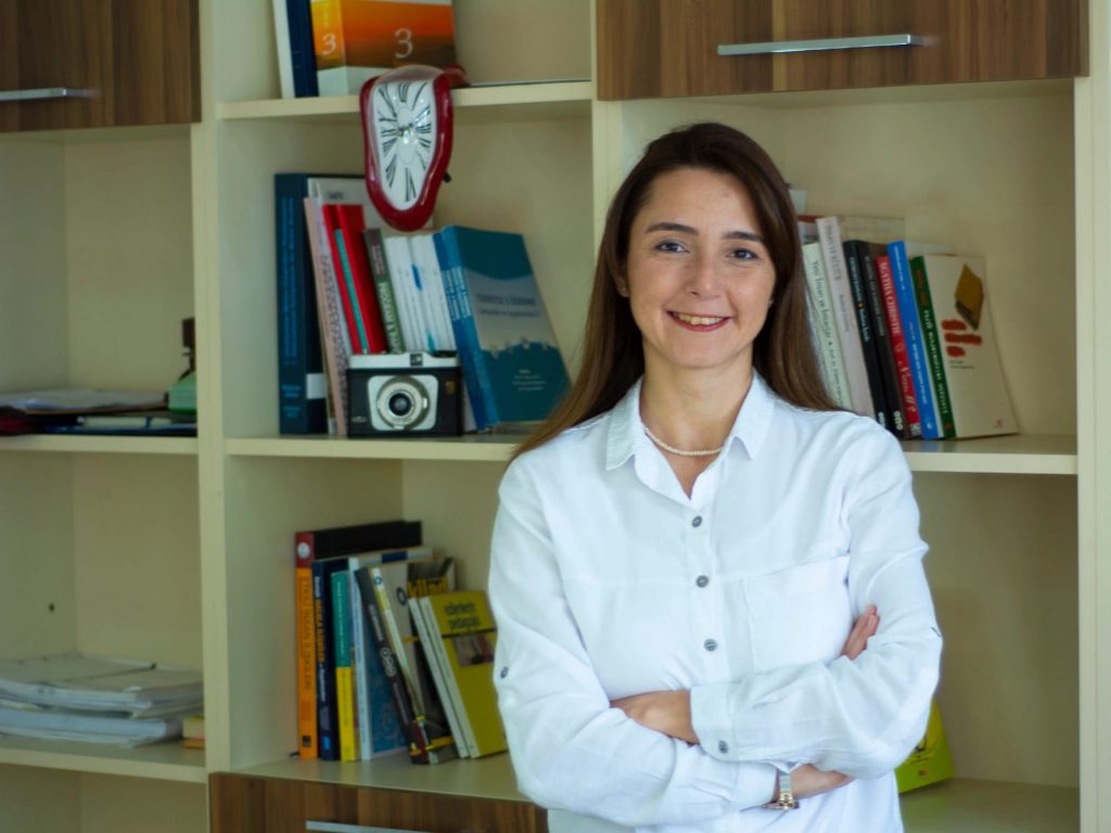 GÖRME ENGELLİ ÖĞRENCİLER İÇİN ERİŞİLEBİLİR EĞİTİM PROJESİ