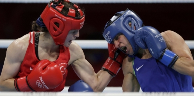 BUSE NAZ ÇAKIROĞLU’NDAN GÜMÜŞ MADALYA