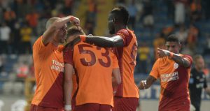 GALATASARAY GRUPLARA KALDI