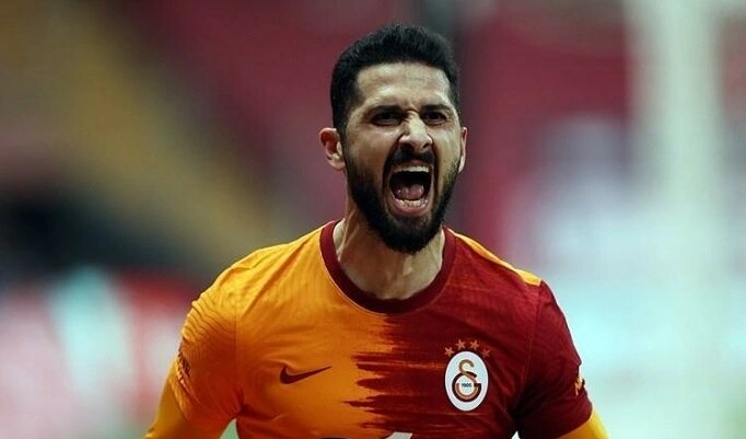 ALANYASPOR ESKİ OYUNCUSU EMRE AKBABA’YI İSTİYOR