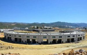 YENİ HAL BİNASININ YÜZDE 75’İ TAMAMLANDI