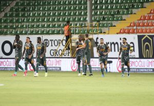 ALANYASPOR AWAZİEM İLE KAZANDI