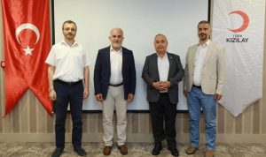 ALANYA KIZILAY’IN DAHA İYİ OLMASI İÇİN KOLLARI SIVANDI