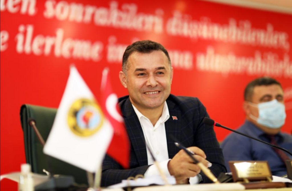 BAŞKAN YÜCEL:  “HİÇ MÜLKÜNÜ SATMADAN AYAKLARI ÜSTÜNDE DURAN BELEDİYEYİZ”