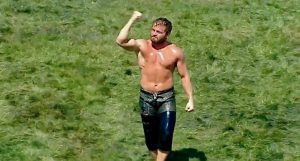 ELMALI’NIN BAŞPEHLİVANI İSMAİL BALABAN