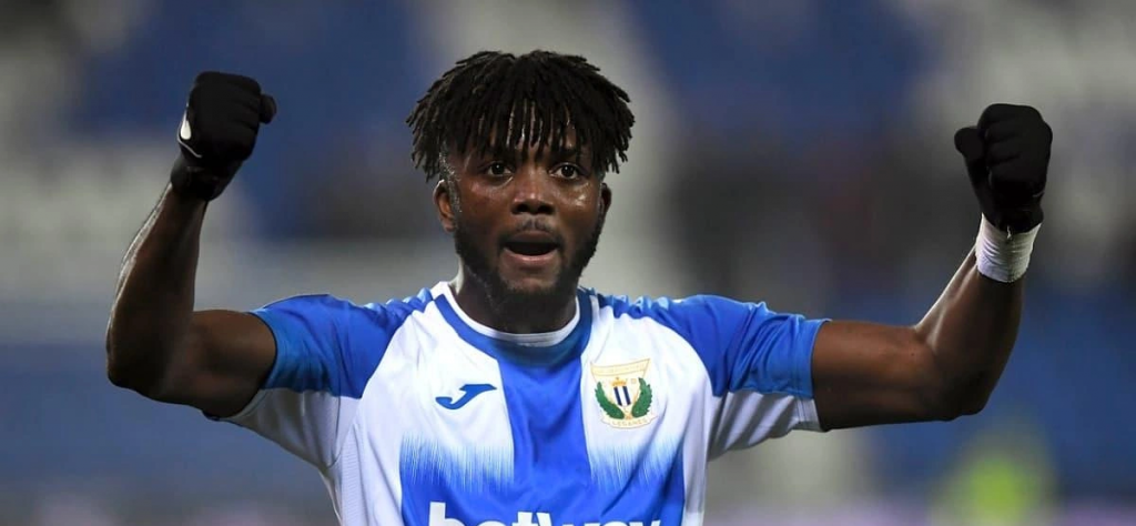 ALANYASPOR’A NİJERYALI STOPER