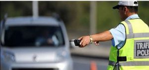 ALKOLLÜ TURİST DEHŞET SAÇTI