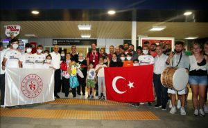 ALANYA’NIN GURURU COŞKUYLA KARŞILANDI