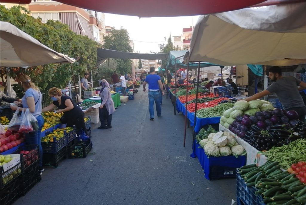 CUMA PAZARI ESNAFI İSYANDA